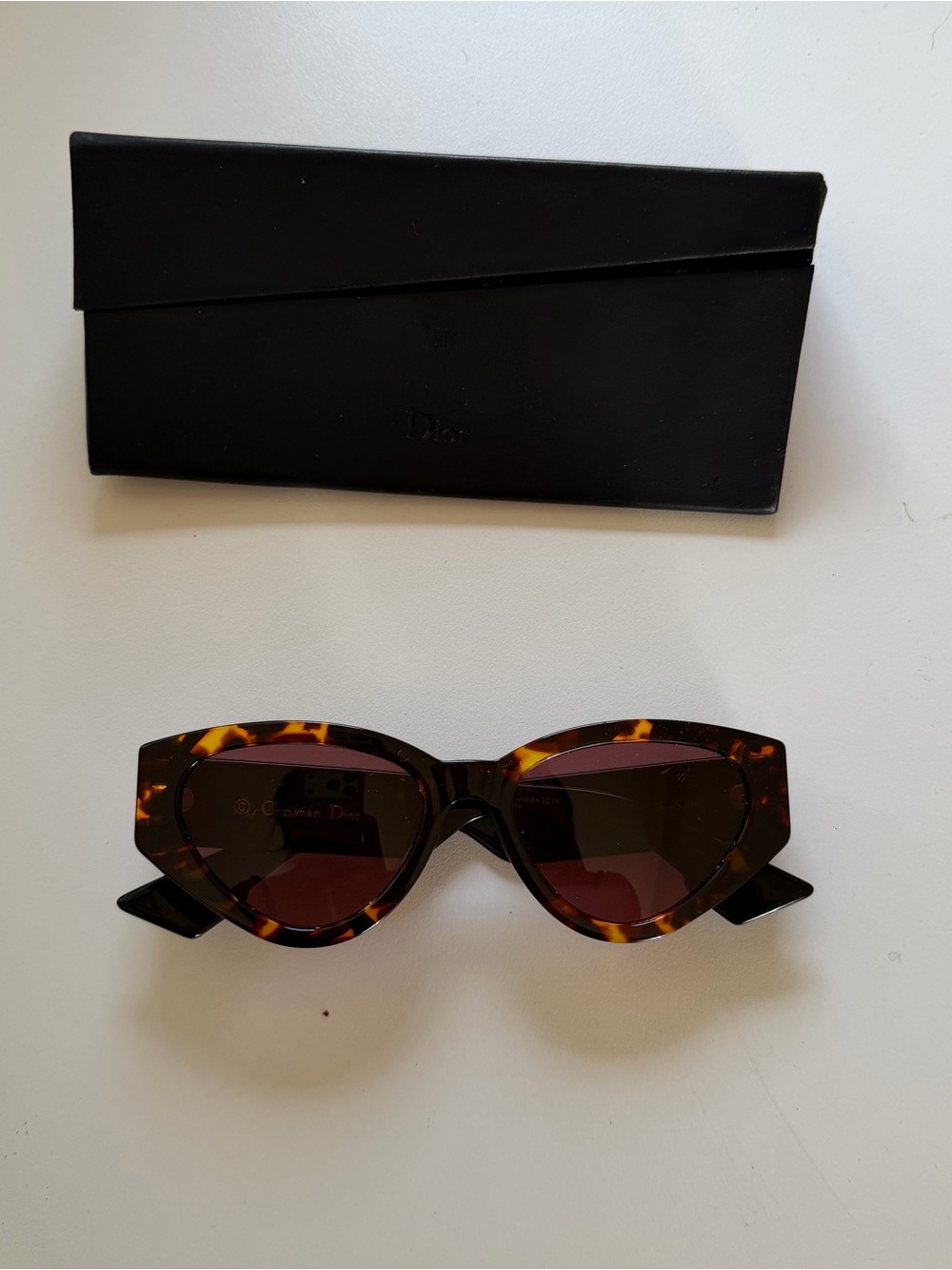Dior Tortoiseshell Cat-Eye Sunglasses - Brown